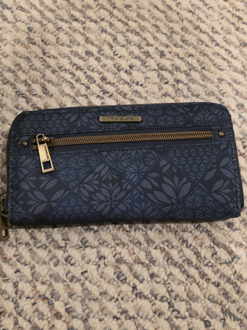 Travelon Floral Navy Zip Wallet